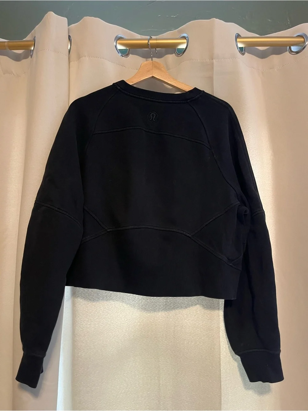 lululemon athletica classic crewneck